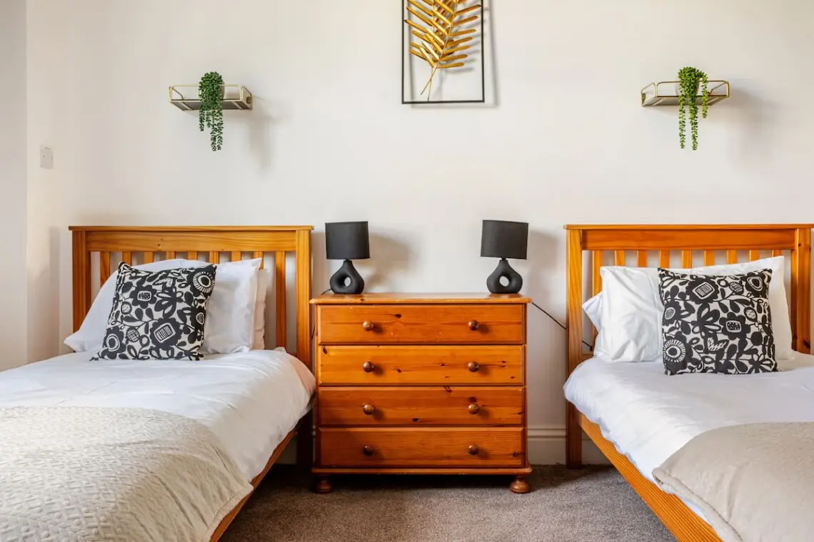 0df4212e 95b8 41f9 91d4 62ccb36d2fd4