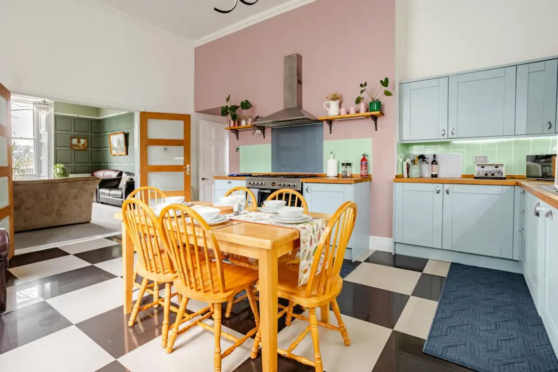 fc98d851 60f1 42f0 a01b 08a15681d59f