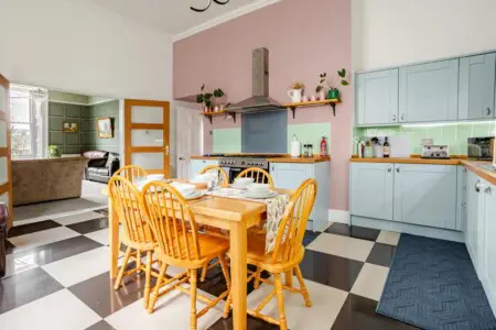 fc98d851 60f1 42f0 a01b 08a15681d59f